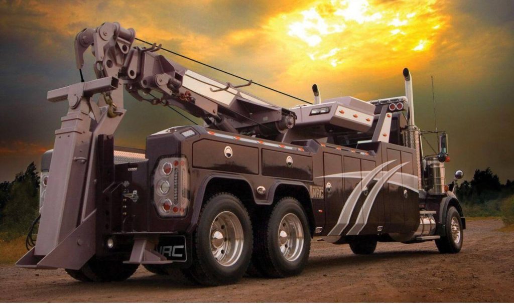 When you choose Jasper's Towing Service, you're choosing peace of mind. So why settle for anything less? Call us today at (281) 377-1655.
